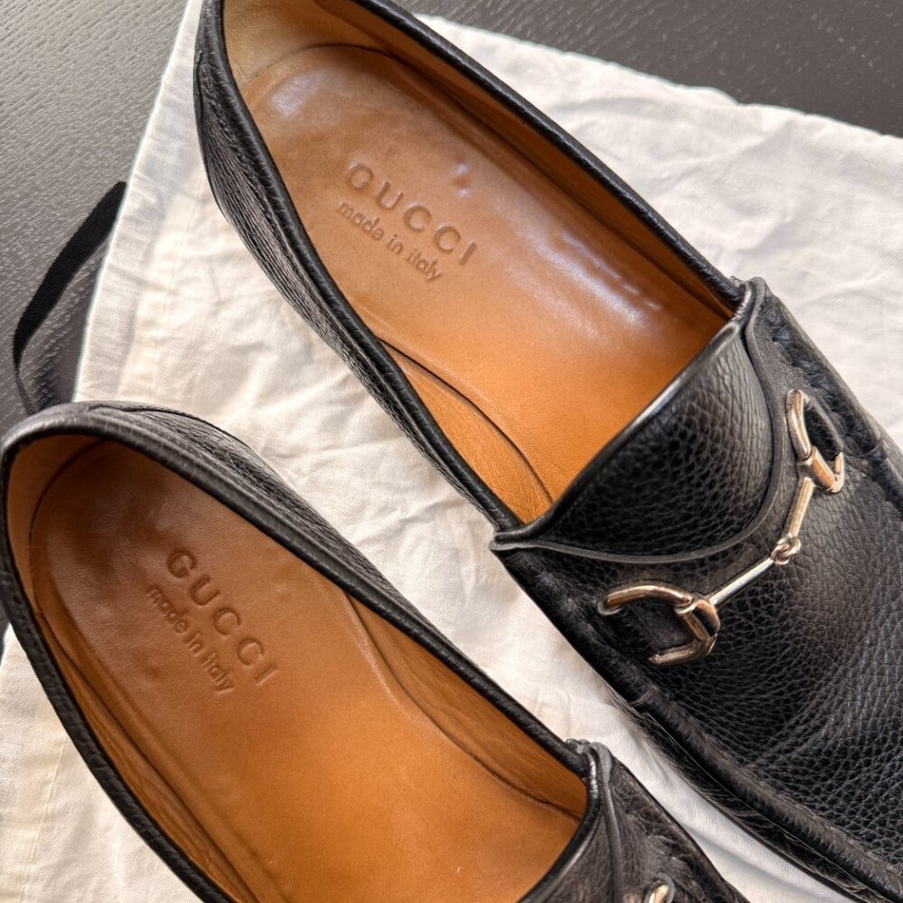 Gucci Men’s Horsebit Loafers - Black Pebbled Leather - Made in Italy [10.5] - Picture 5 of 8